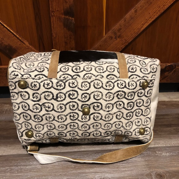 Myra duffel bag travel Leather Fur canvas NWT - Picture 5 of 7